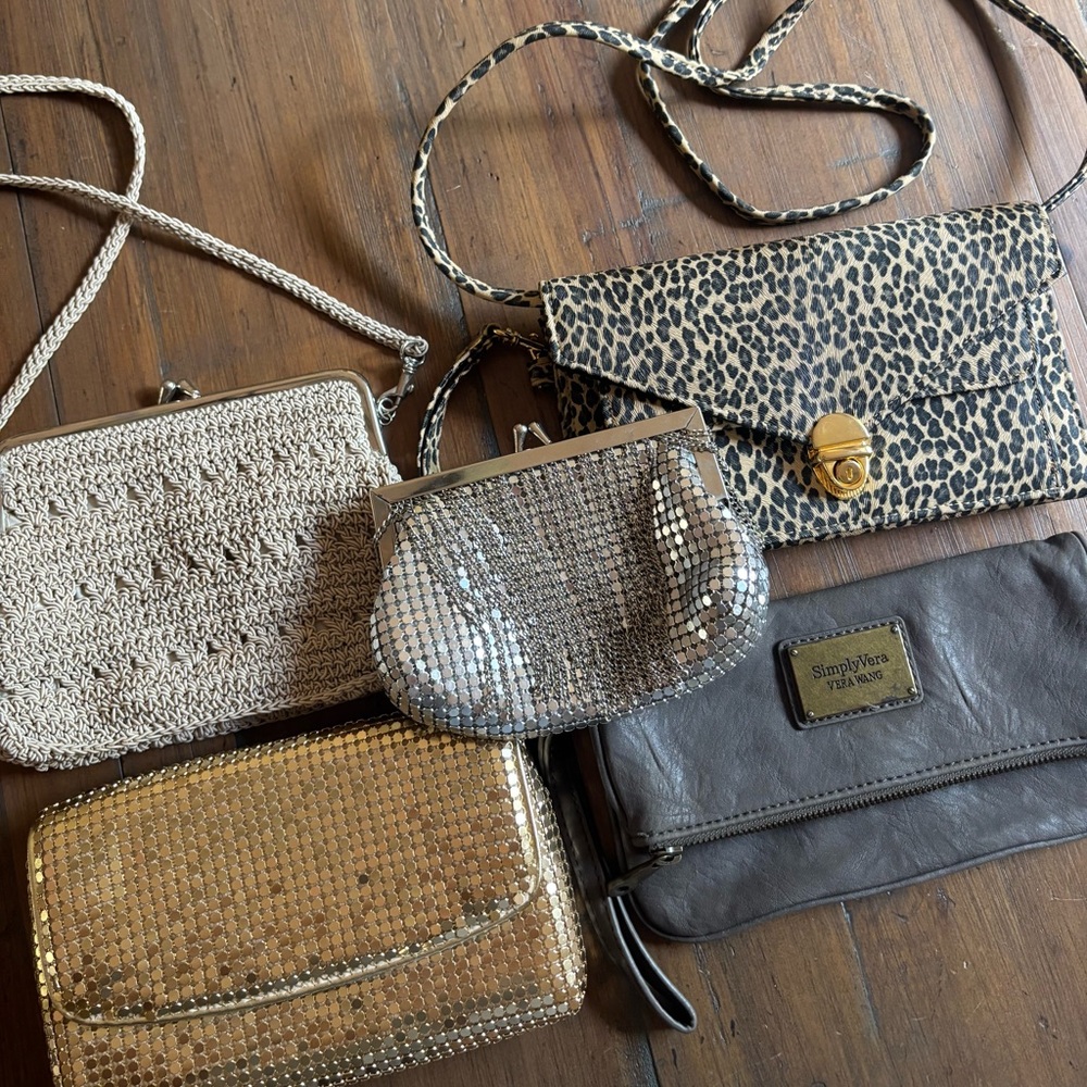 Bundle of 5 women’s purses